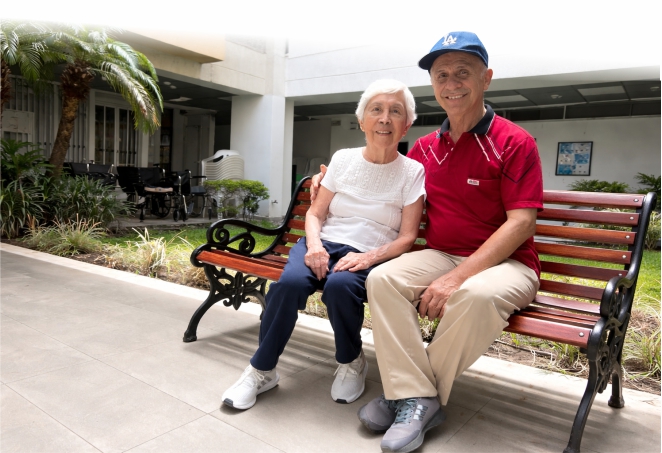 Pareja de adultos mayores